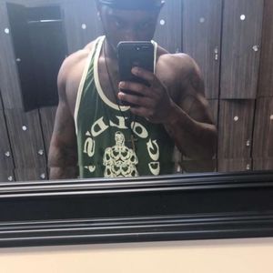 Meet your Posher, Deondre